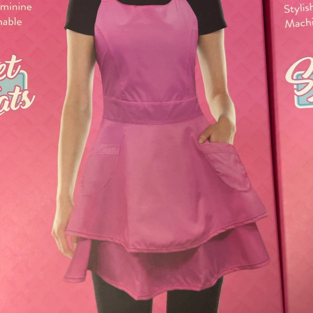 Betty Dain Pink Hair Stylist or Baker Apron